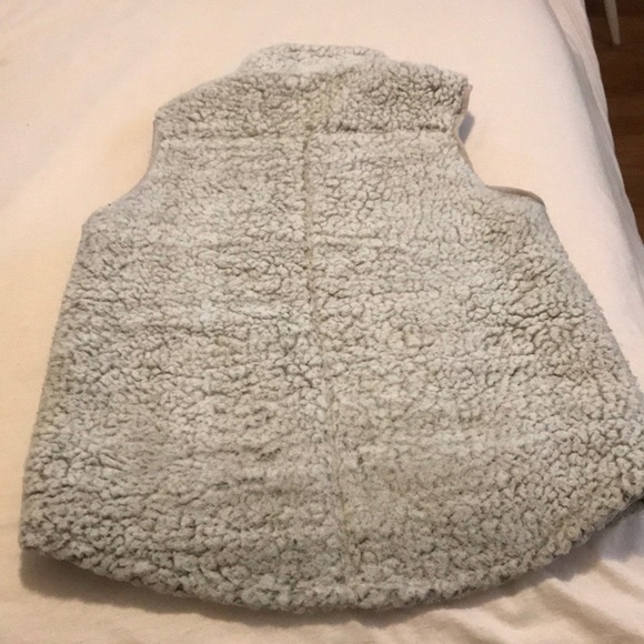 Sherpa vest - Picture 2 of 2